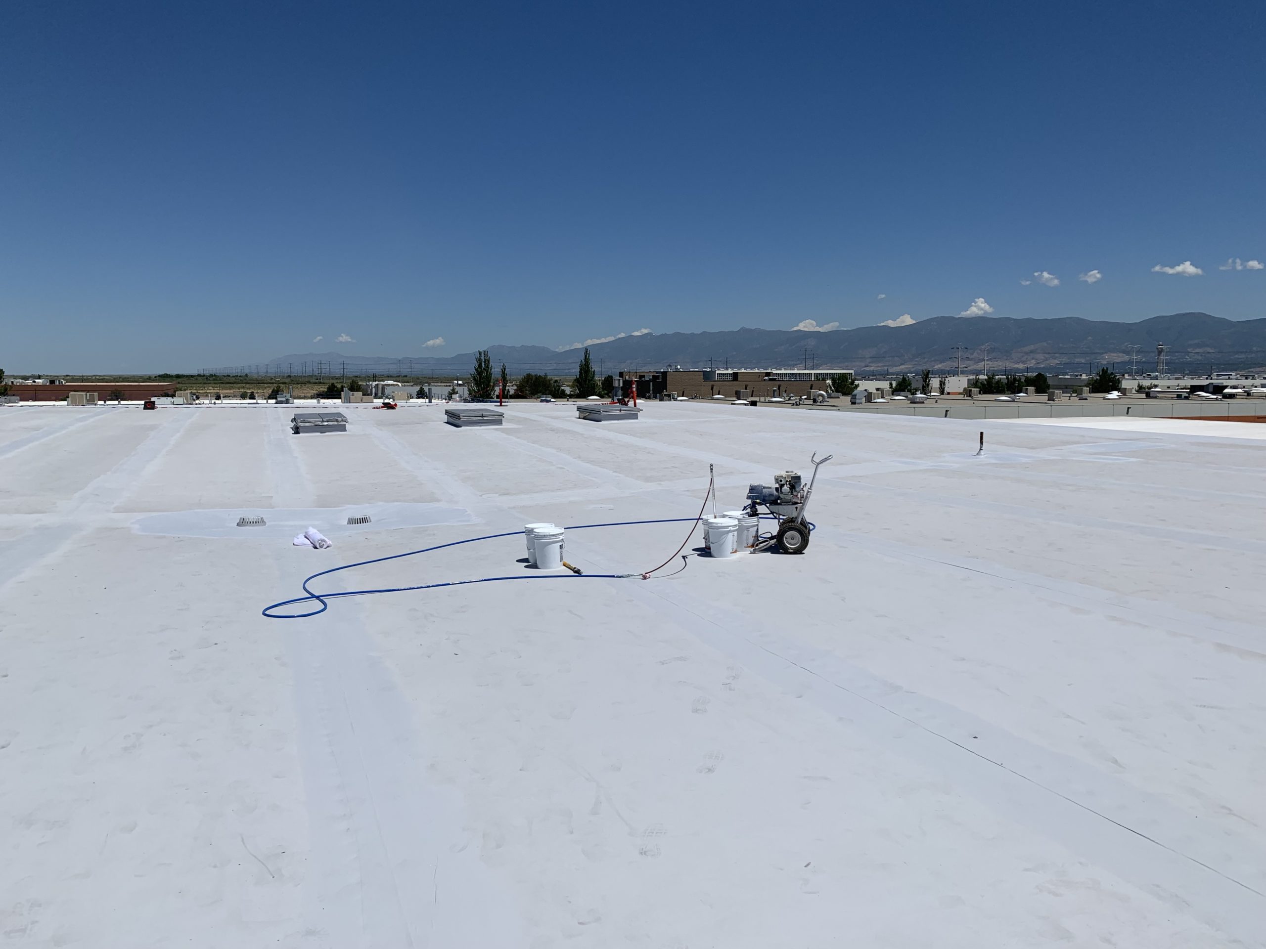 Roof Coatings Reinforcing Joints